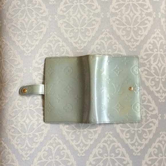 Louis Vuitton agenda vernis - Picture 3 of 5